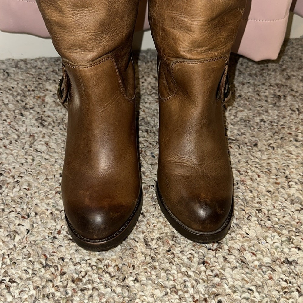 Ariat Gold Coast Distressed Leather Tall Boots Sz 7.5 - Picture 3 of 8